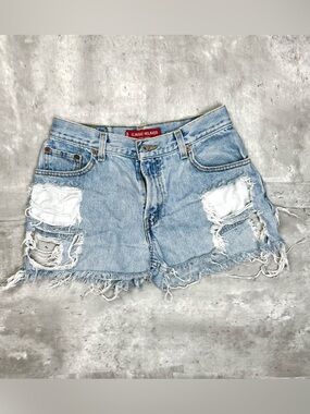 Levi’s 550 Distressed Denim Shorts – High Rise Cutoff Light Wash Relaxed Fit